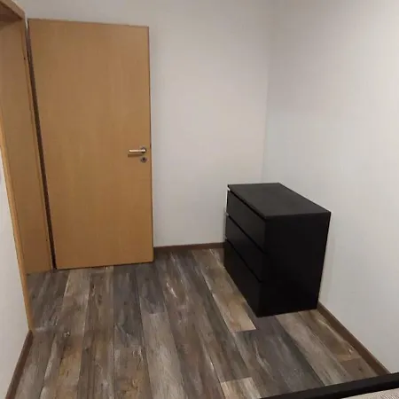 Monteurwohnungen In *