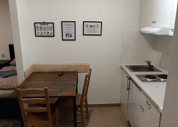 Apartman Monteurwohnungen In *